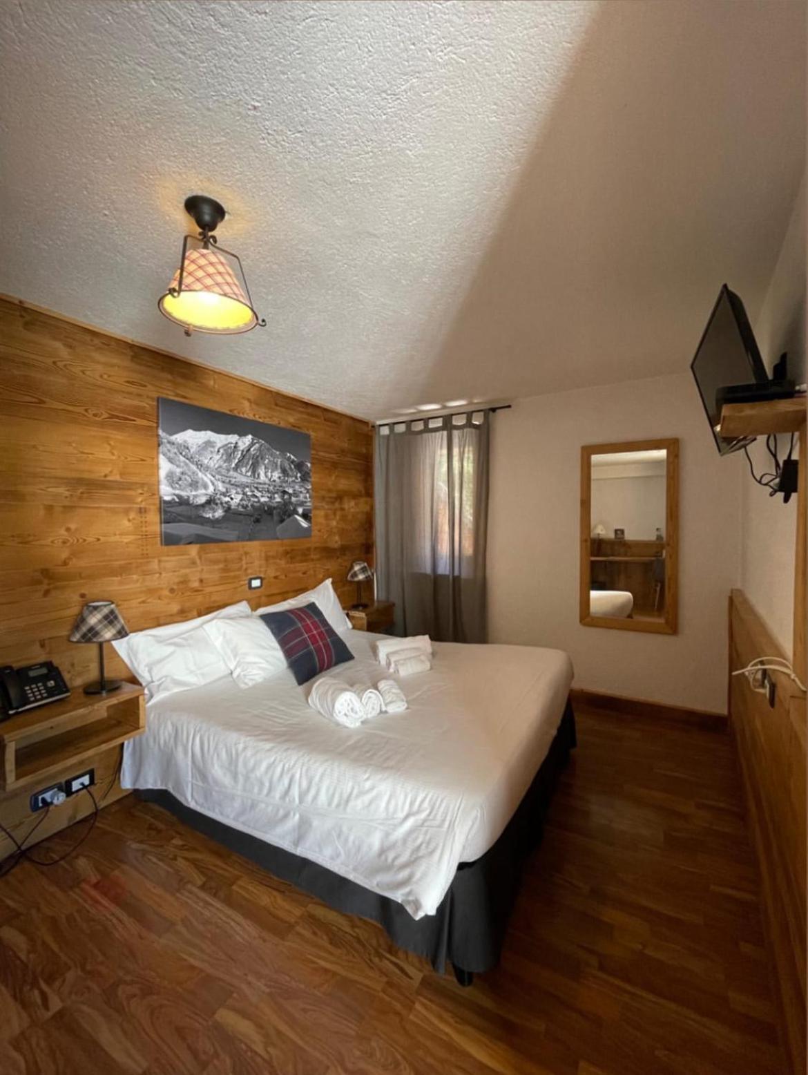 Hotel Coeur Du Village La Thuile Exteriér fotografie